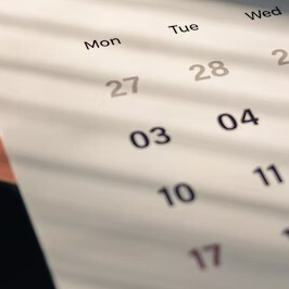 Latka lecą... - Kartka z kalendarza