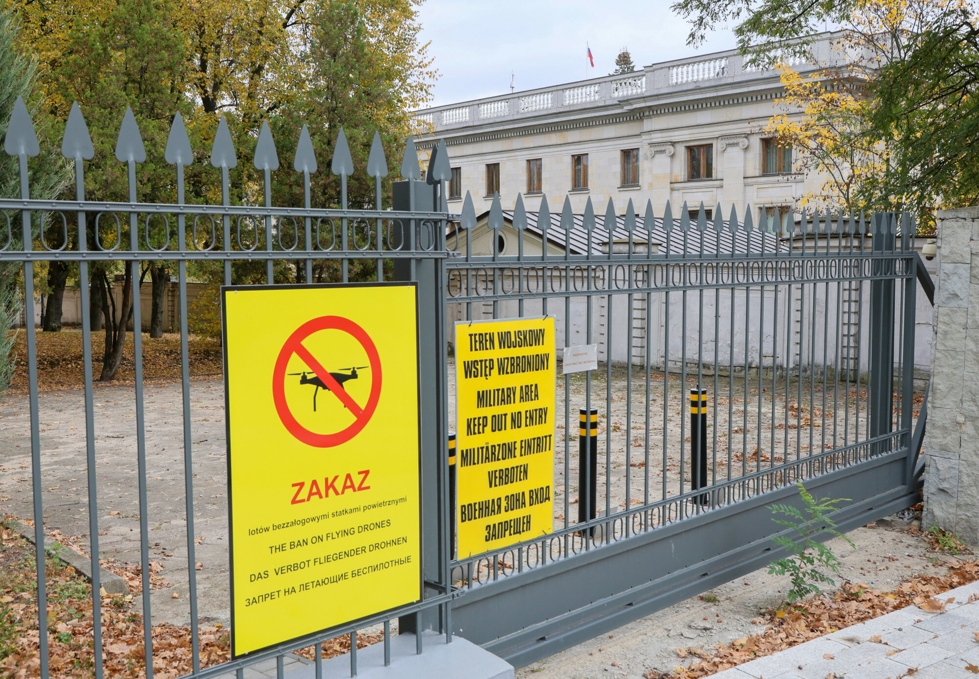 Ambasada Rosji w Warszawie. Czy zniknie z centrum stolicy?