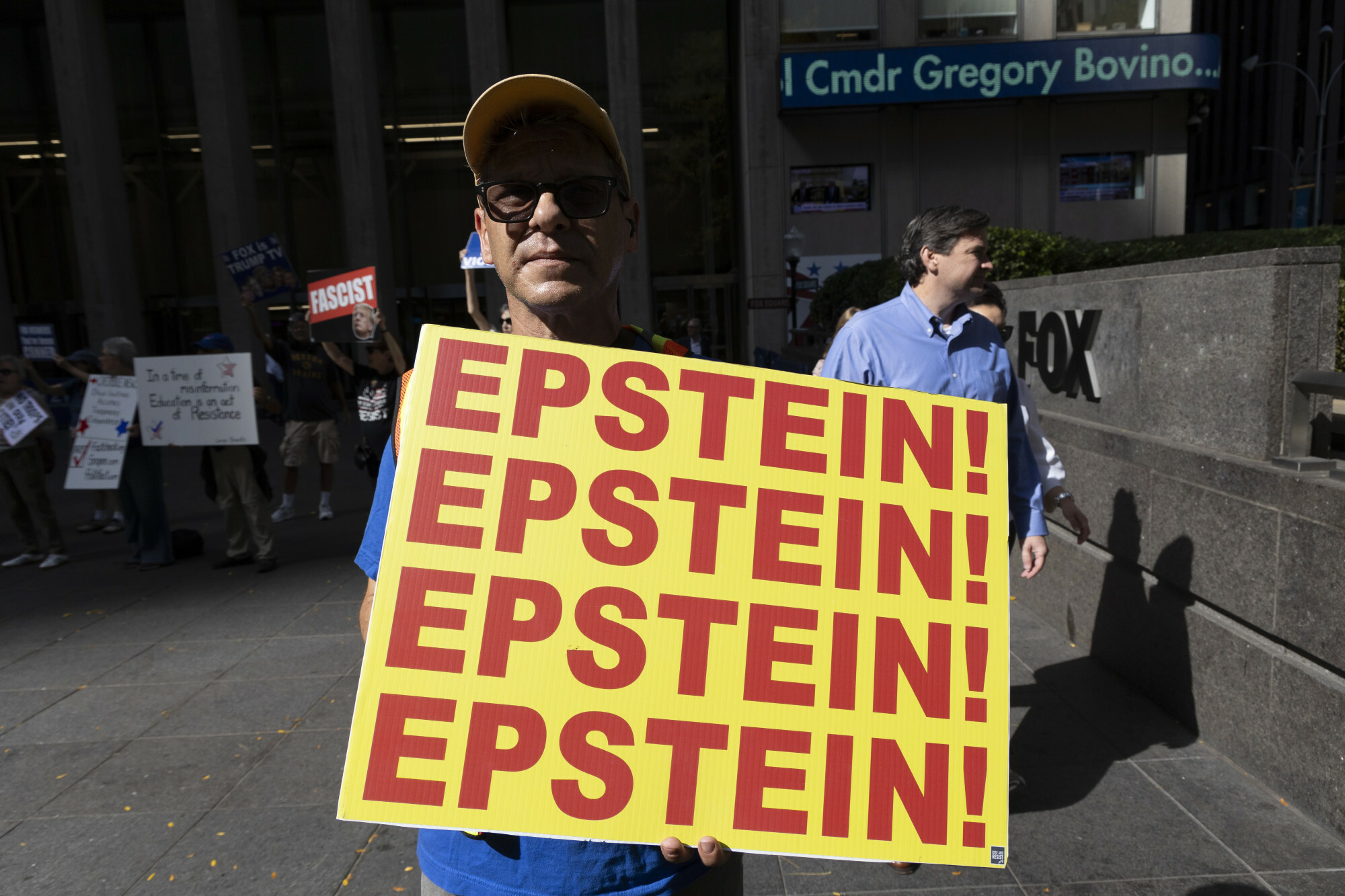 Upubliczniono akta Epsteina. Jakie znaczenie ma ta sprawa dla Amerykanów?