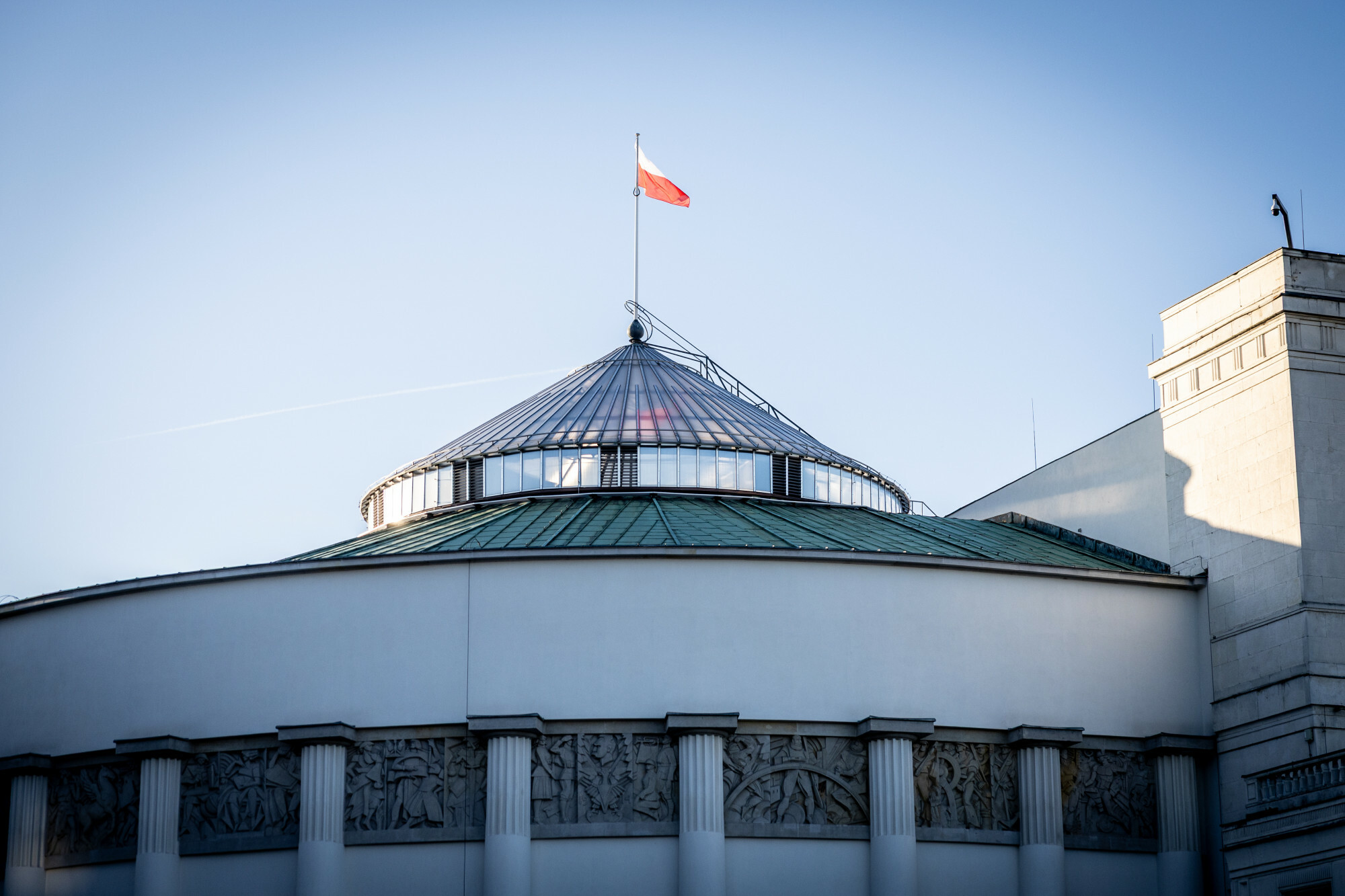 Bezalkoholowy Sejm. Czy posłowie to zniosą?