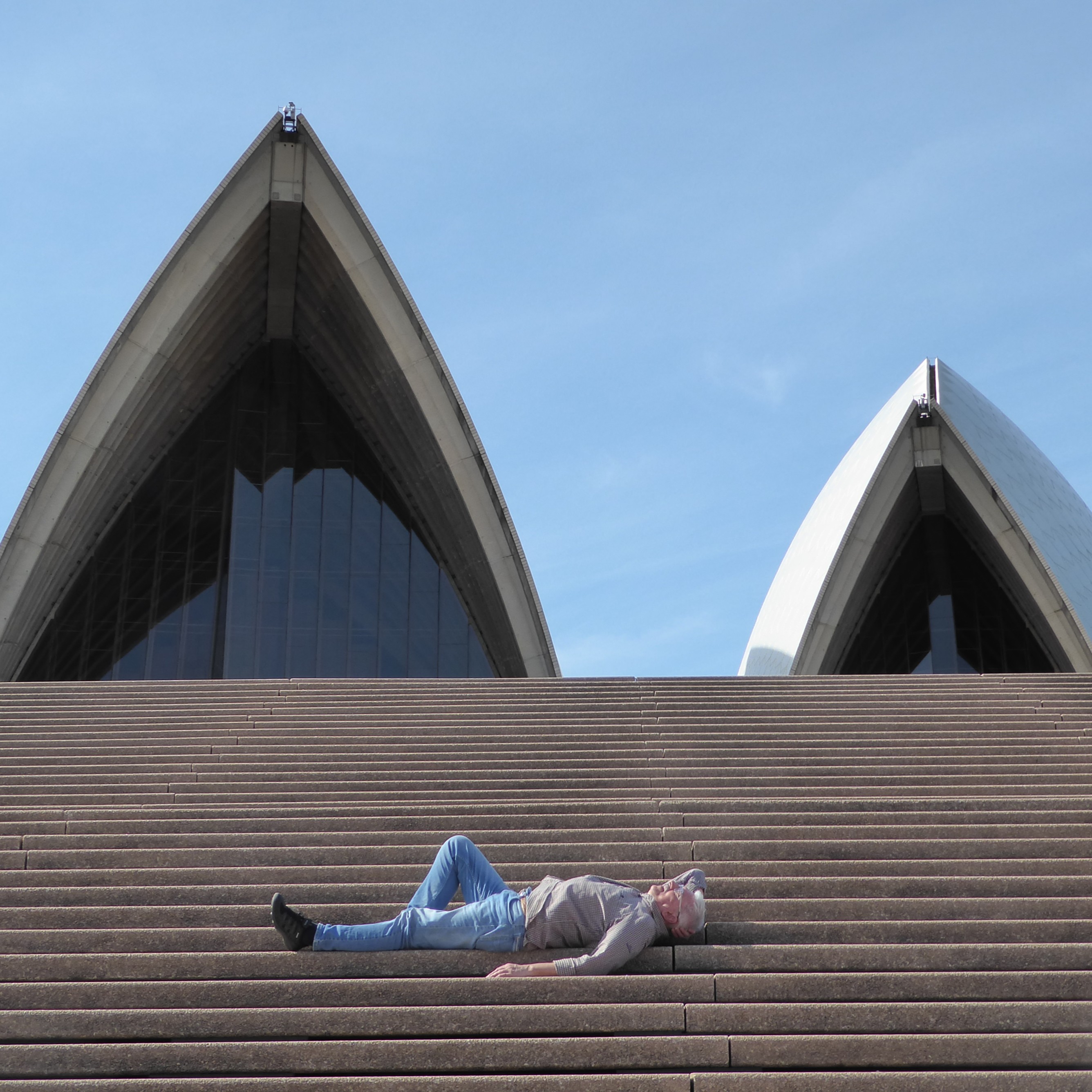 Zakamarki - Coraz bliżej święta, coraz więcej piosenek z dzwoneczkami.